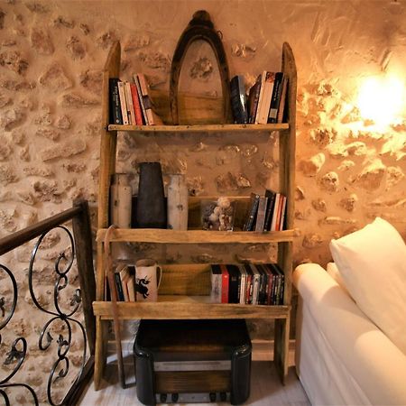 Wabisabi Townhouse Villa Montejo de la Vega de la Serrezuela Luaran gambar