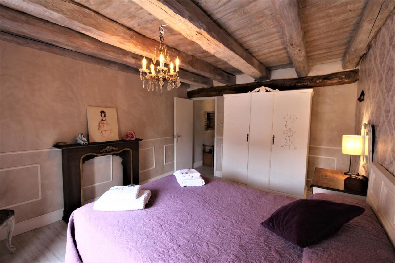 Wabisabi Townhouse Villa Montejo de la Vega de la Serrezuela Luaran gambar